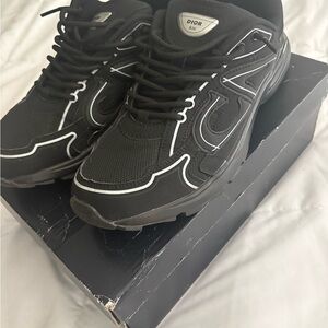 Dior Men's Black and White Sneakers